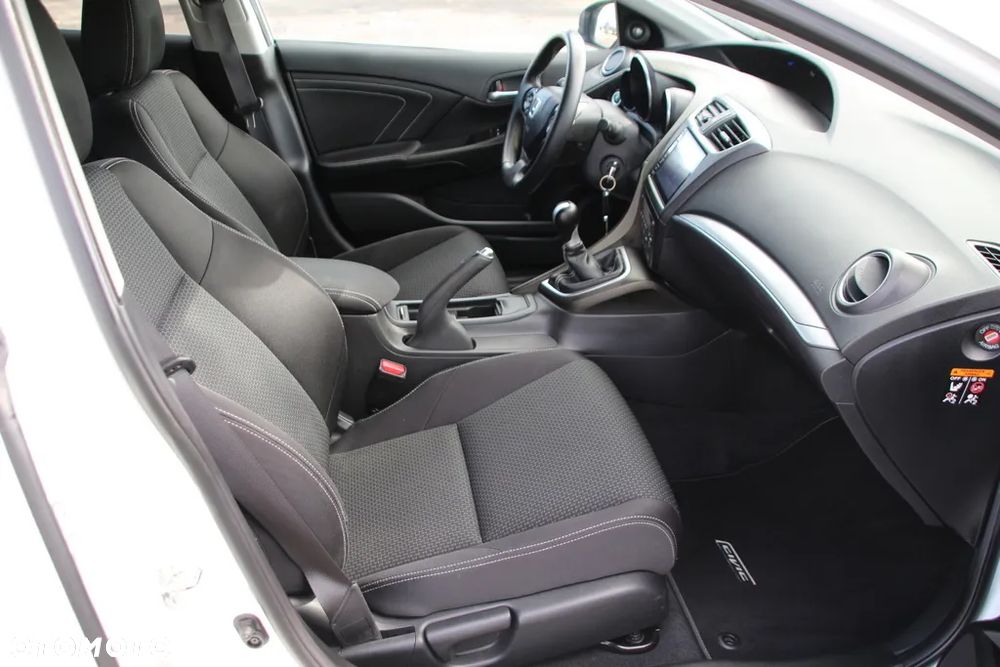 Honda Civic Tourer 1.8 i-VTEC Style Edition - 31