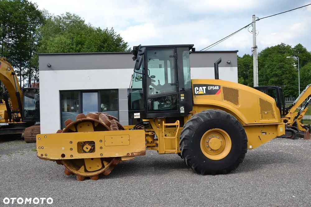 Caterpillar CP 54B - 4