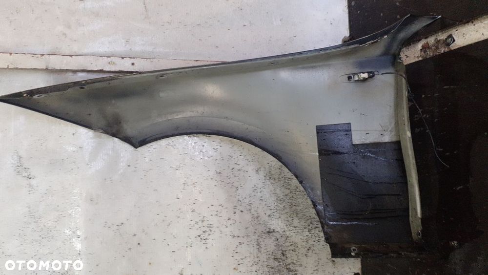 * BŁOTNIK PRZEDNI PRZÓD PRAWY  BMW 1 E81 E82 E87 E88 DO MALOWANIA - 4