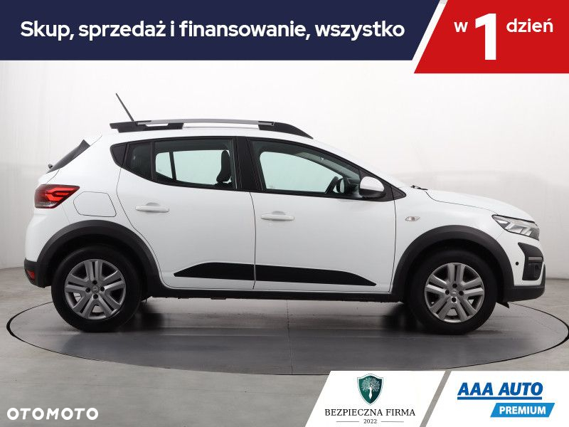 Dacia Sandero - 7