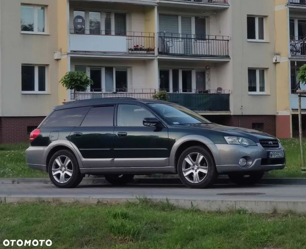 Subaru Outback 3.0R Automatik - 9