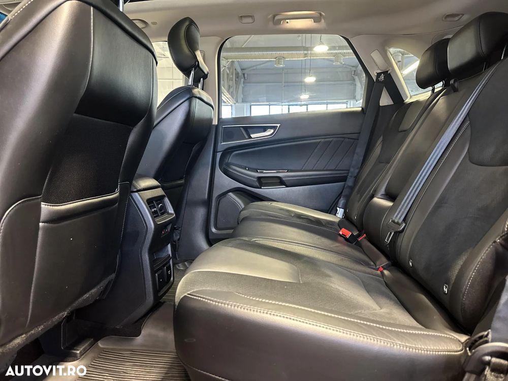 Ford Edge - 12