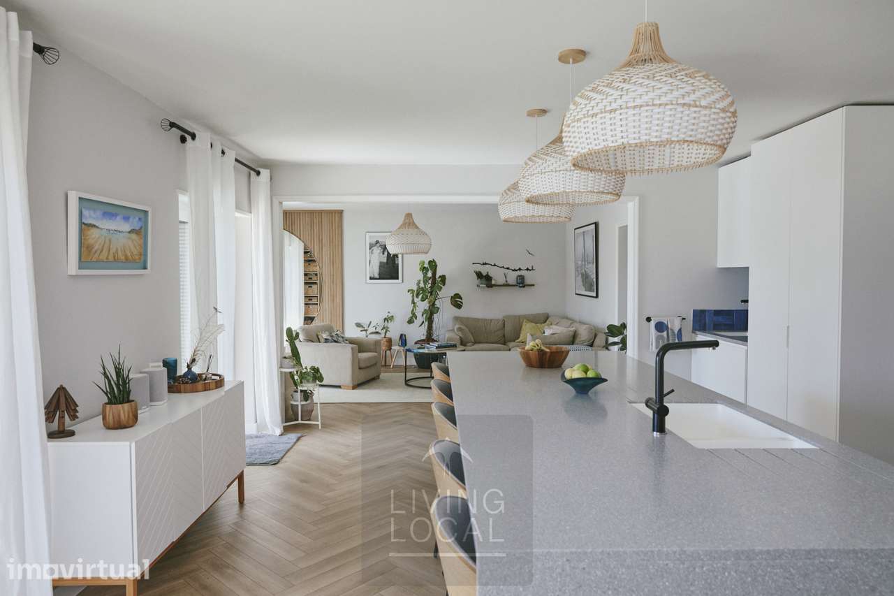 Moradia T4+3 renovada na Quinta da Bicuda, Cascais - Grande imagem: 2/36