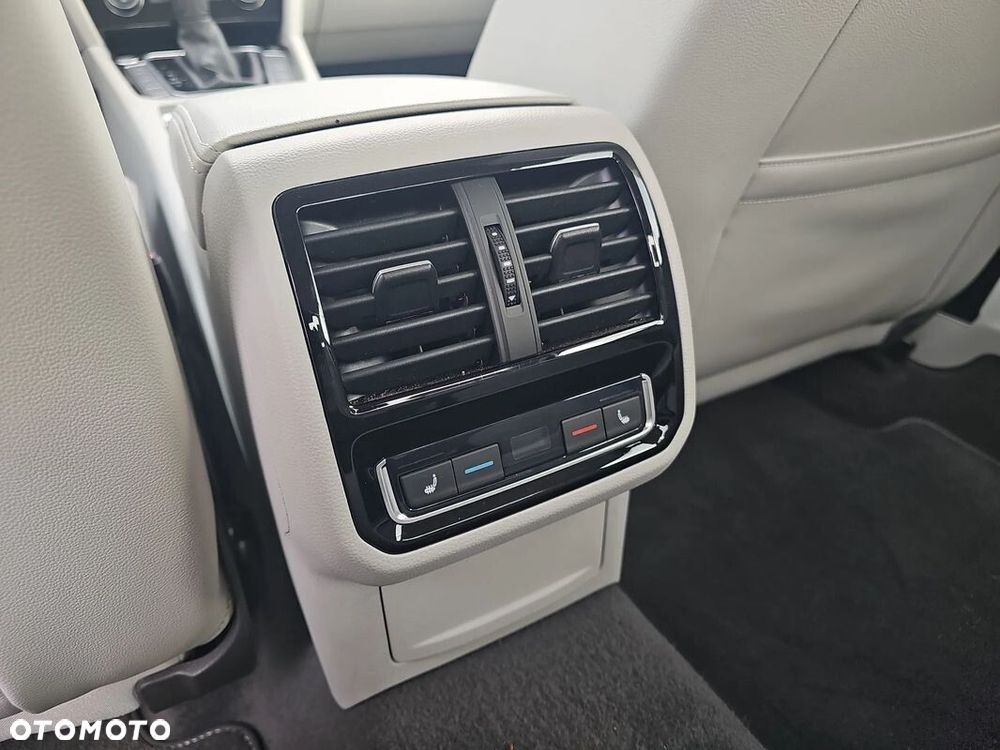 Volkswagen Passat - 18