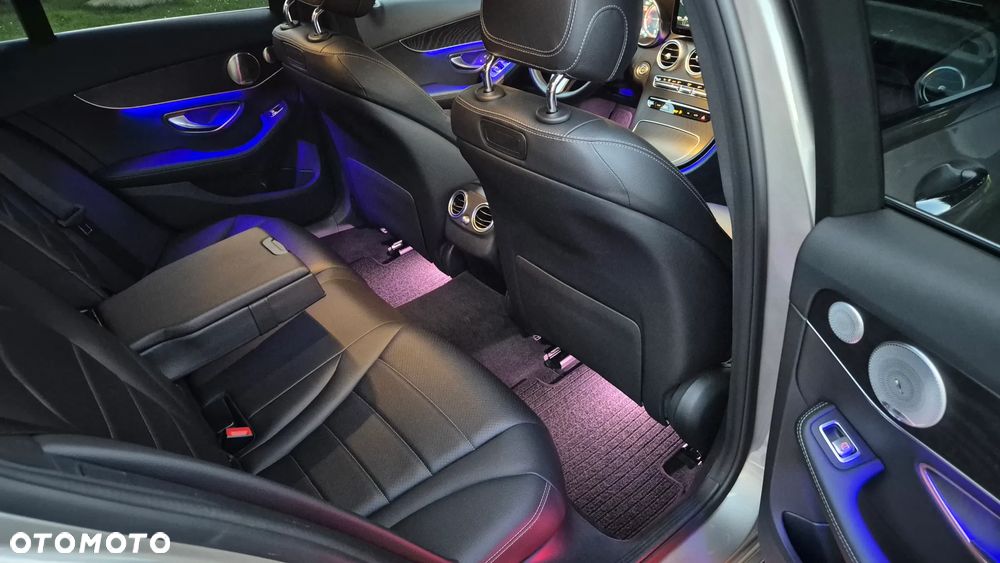 Mercedes-Benz Klasa C 300 d 9G-TRONIC Avantgarde - 25
