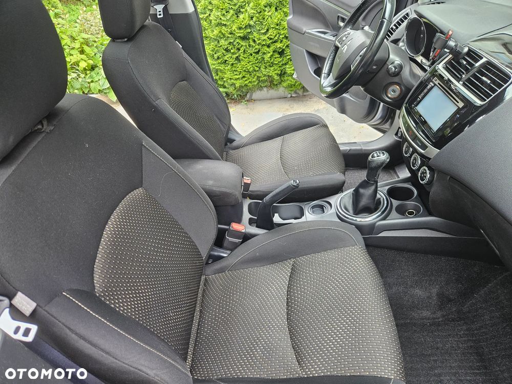 Mitsubishi ASX 1.6 Intense - 26