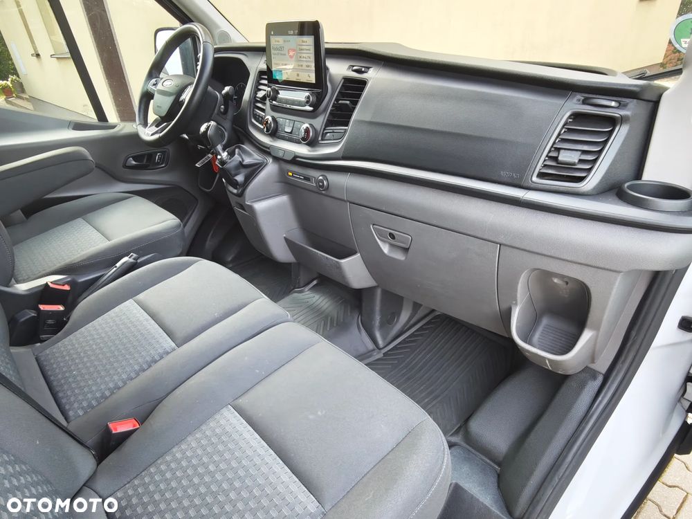 Ford Transit - 20