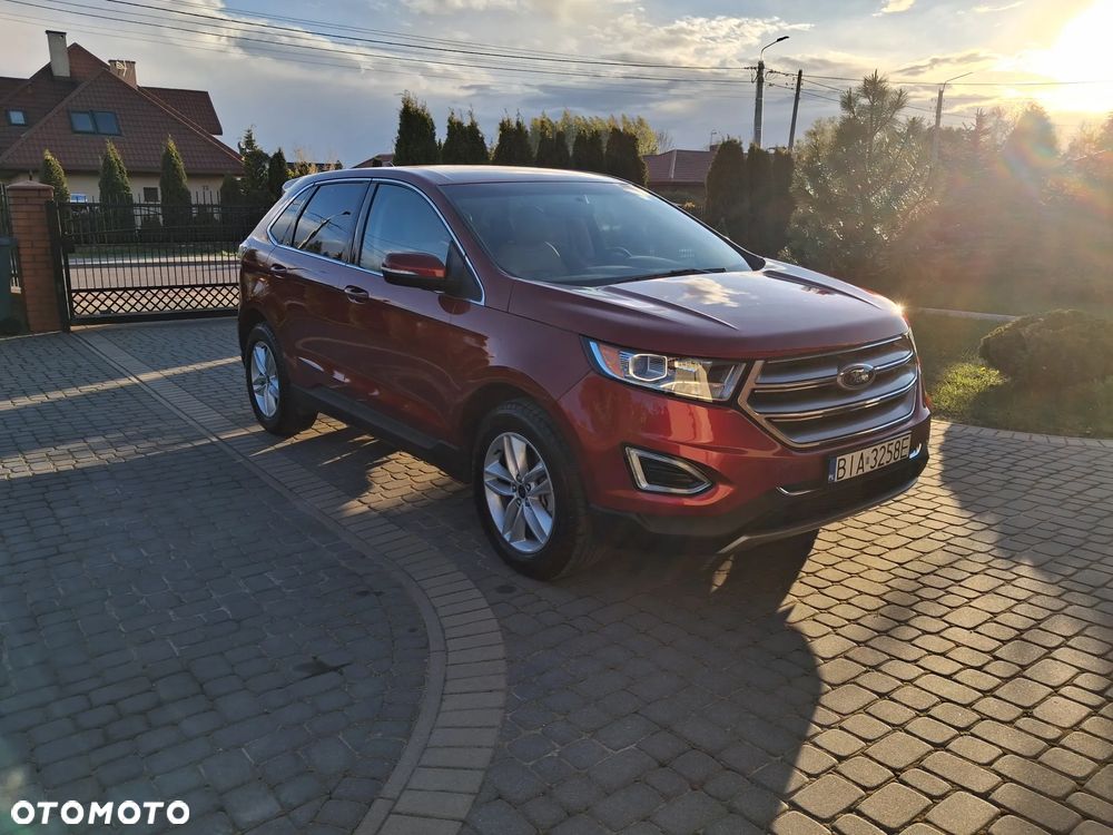 Ford Edge - 8