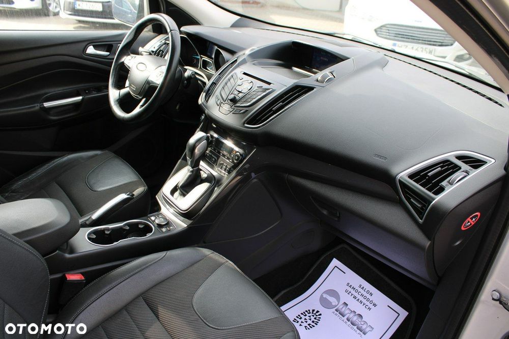 Ford Kuga - 31
