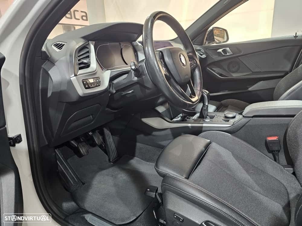 BMW 116 d Line Sport - 14