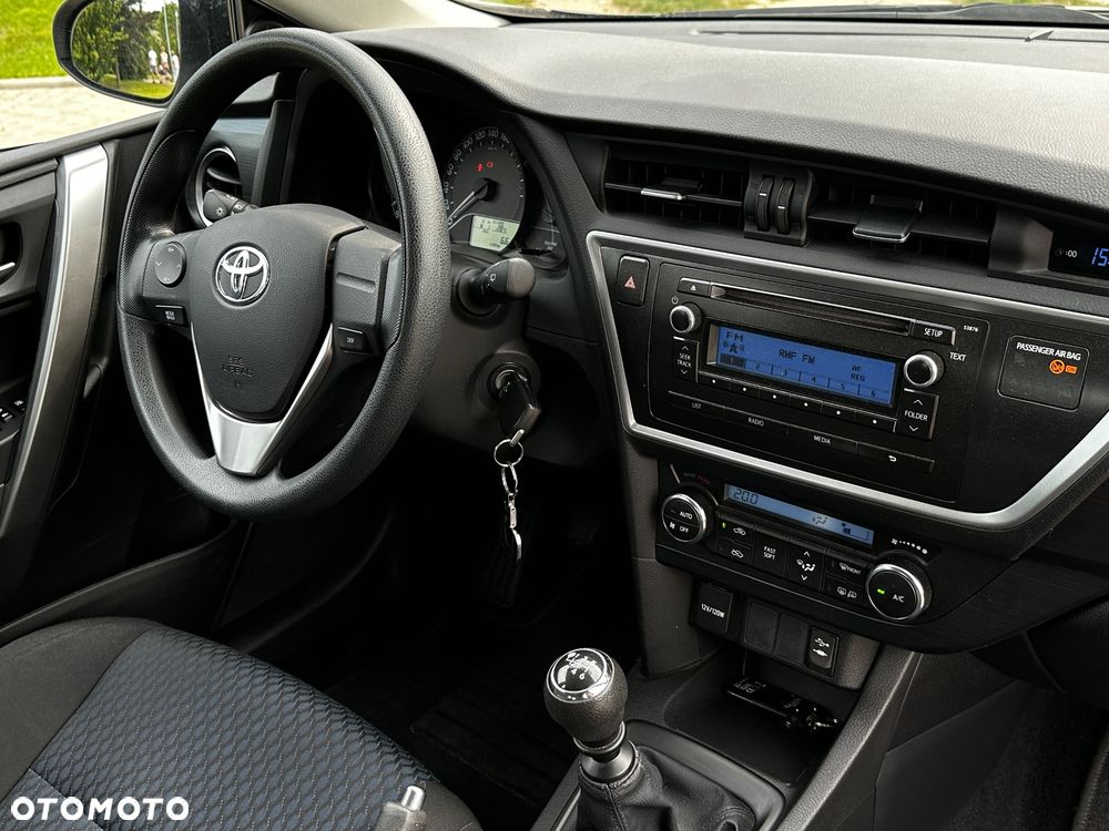 Toyota Auris 1.33 VVT-i Life Comfort - 30