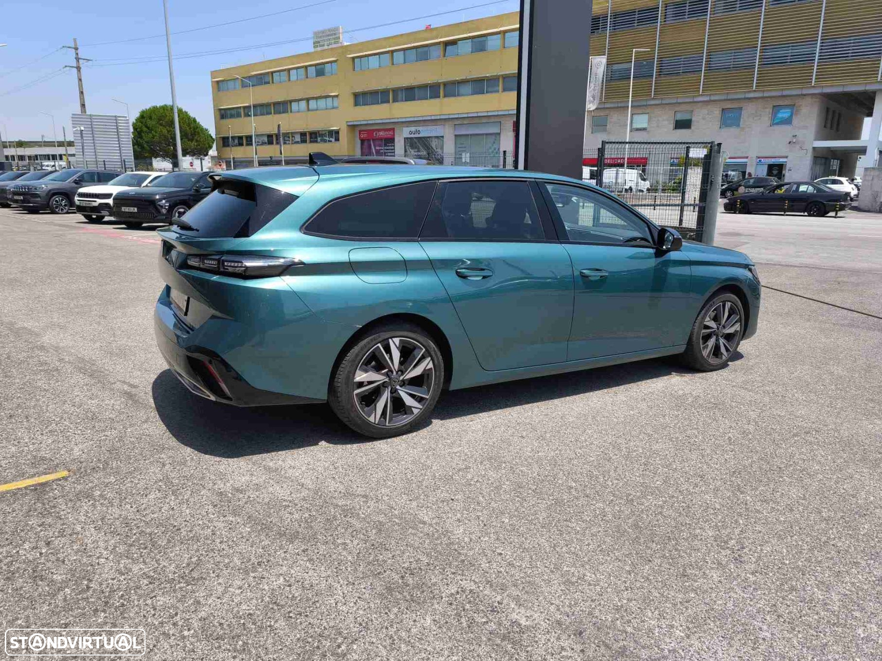 Peugeot 308 SW 1.5 BlueHDi Allure EAT8 - 5
