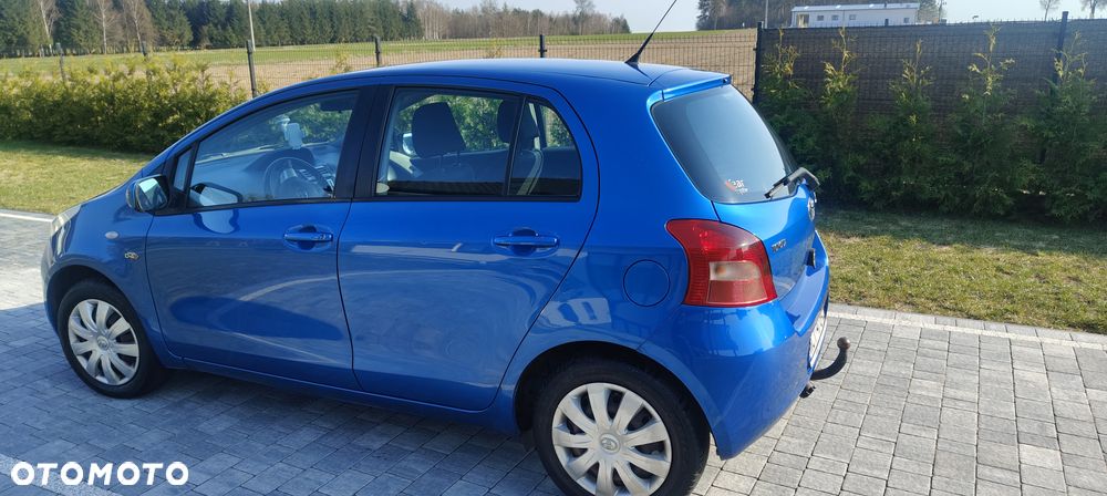 Toyota Yaris 1.4 D-4D Sol MM - 10