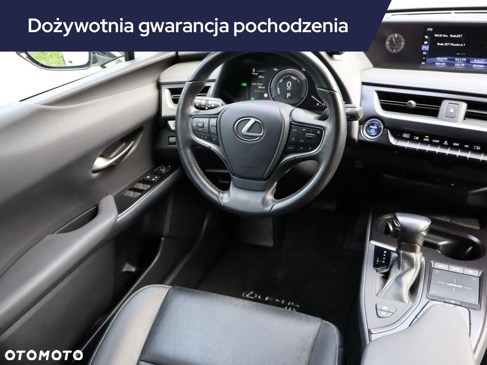 Lexus UX - 9