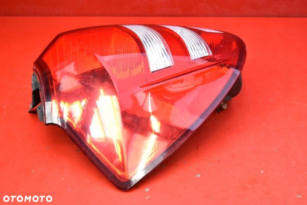 KIA CEED I 07-09 KOMBI LEWA TYLNA LAMPA ORYGINAŁ - 4