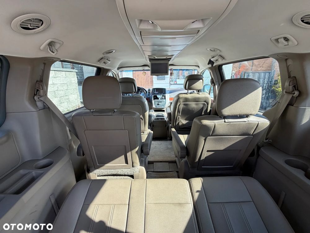 Chrysler Town & Country 3.6 Touring - 6