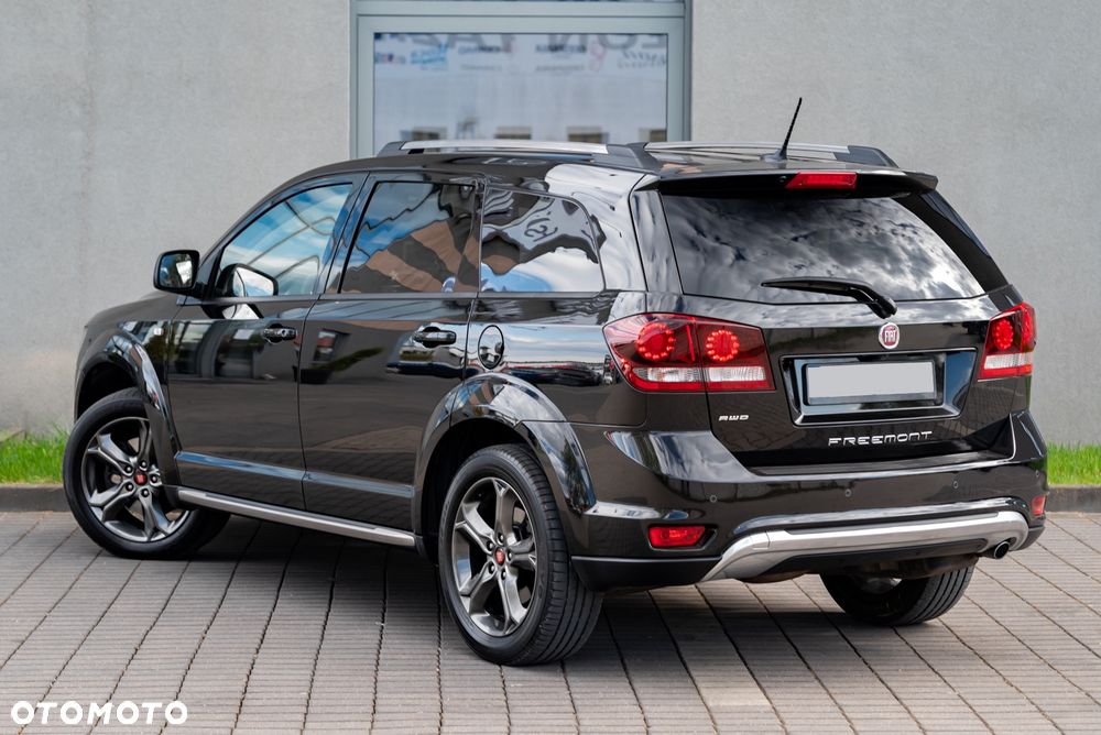 Fiat Freemont 2.0 Multijet 16V DPF Automatik Allrad Black Code - 12