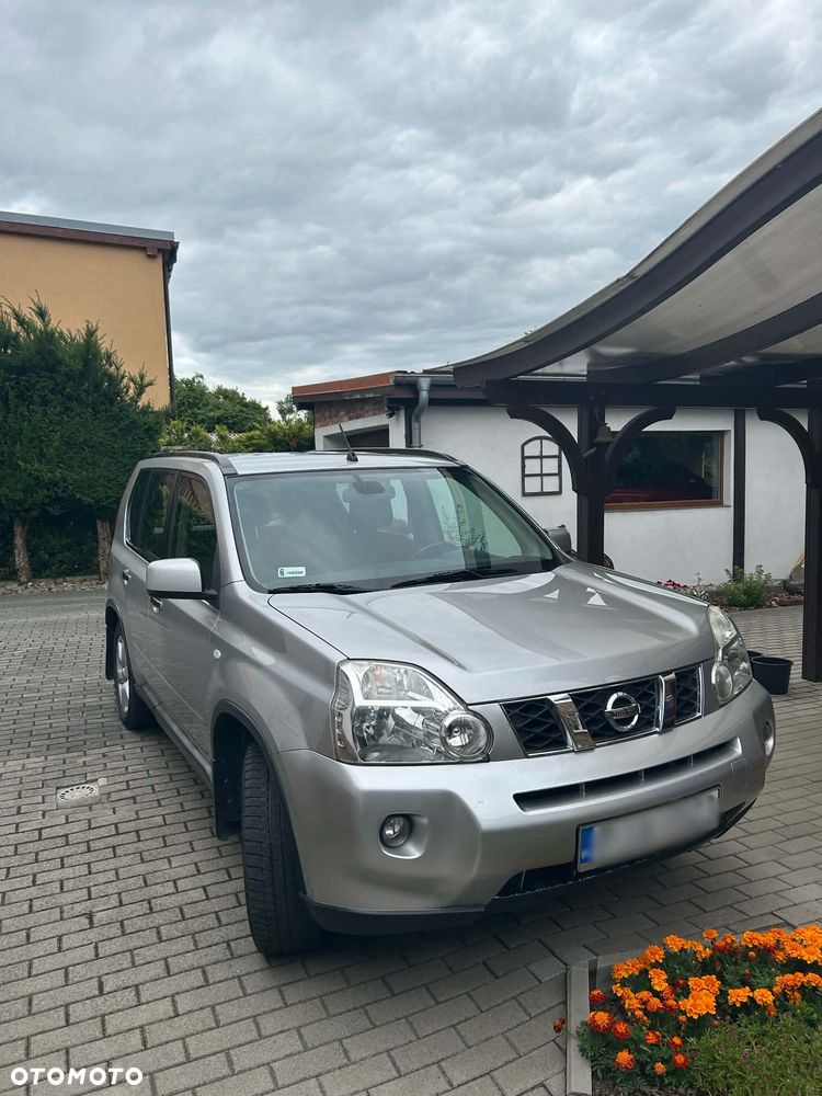Nissan X-Trail - 1
