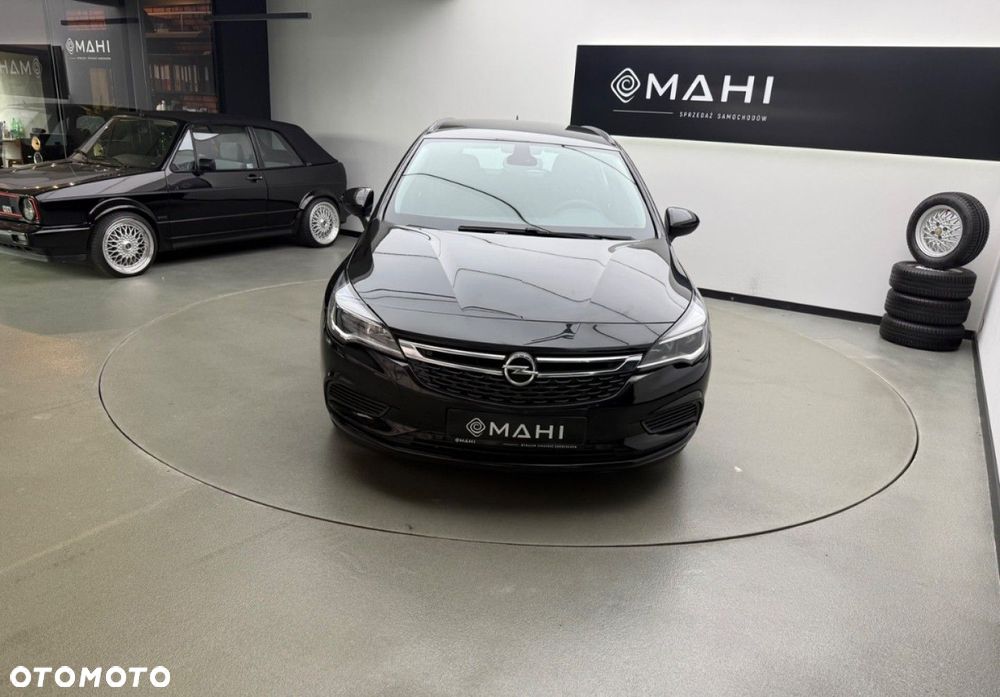Opel Astra - 16