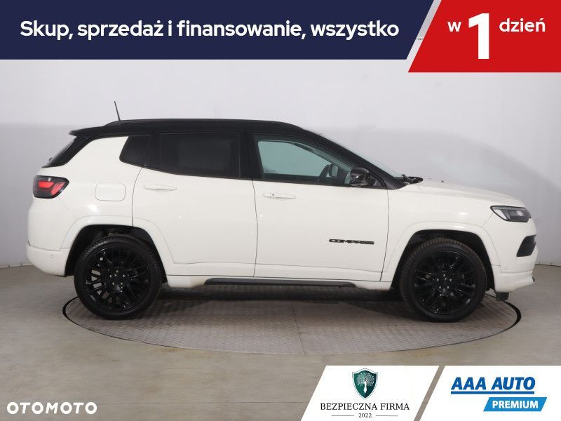 Jeep Compass - 8