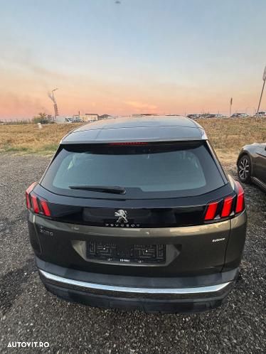Peugeot 3008 - 10