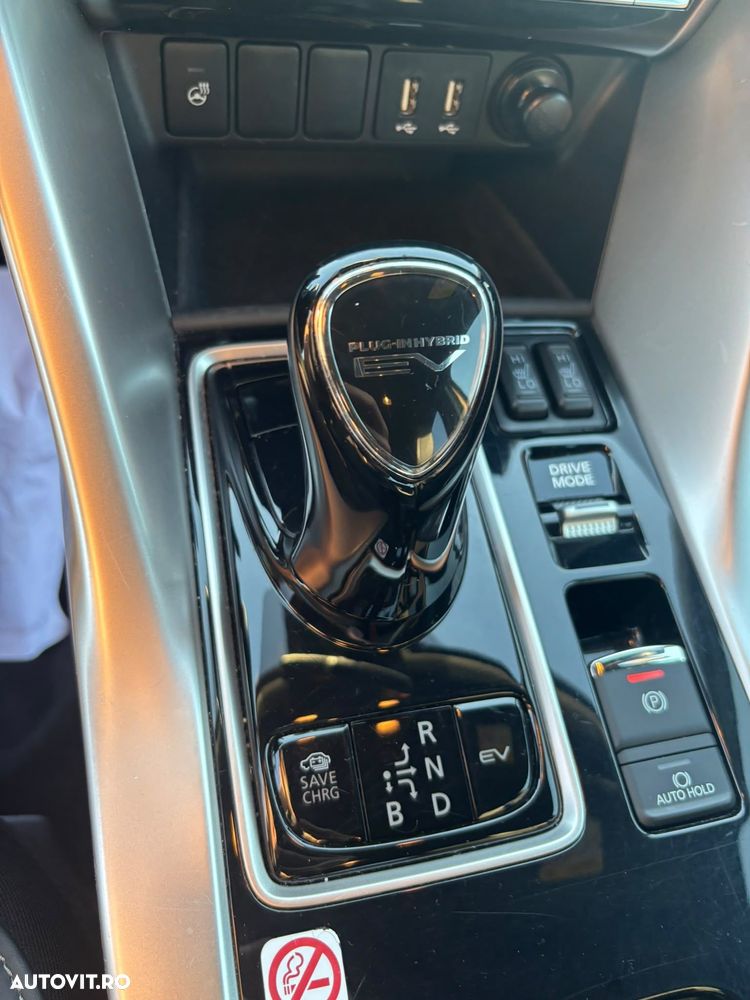 Mitsubishi Eclipse-Cross 4WD Plus - 24