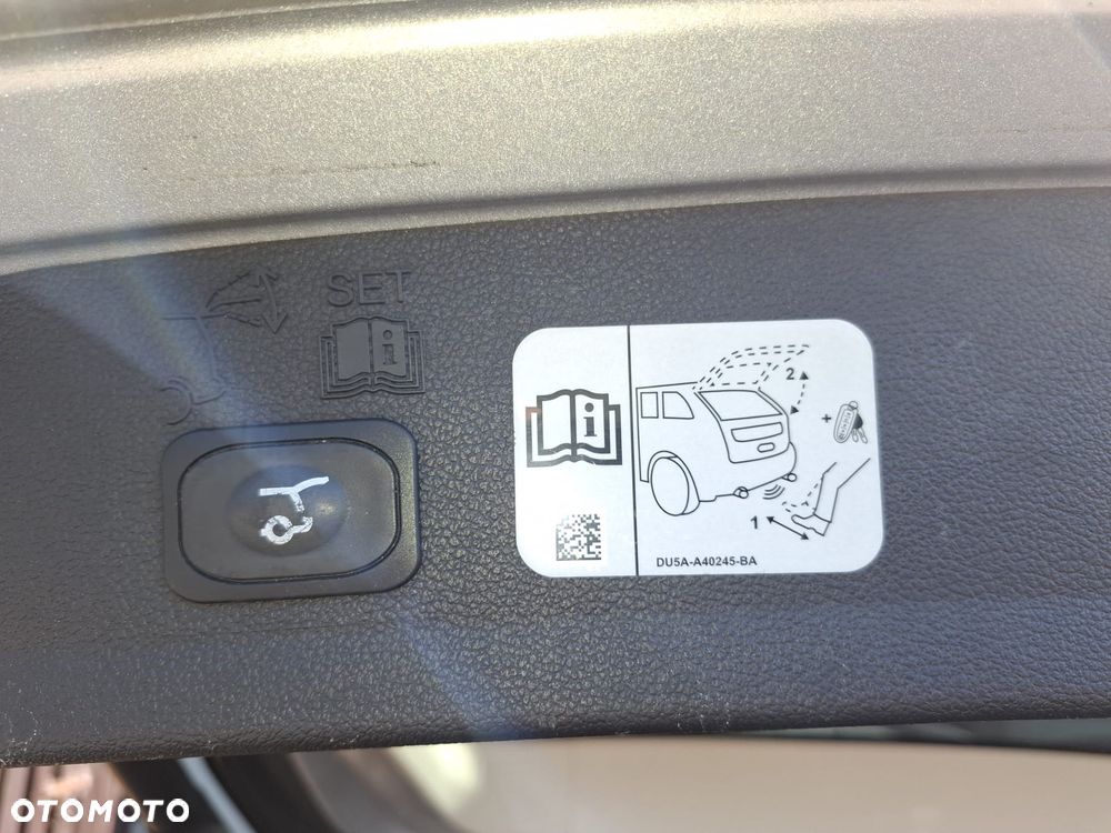 Ford Kuga 2.0 EcoBoost 4x4 Titanium - 12