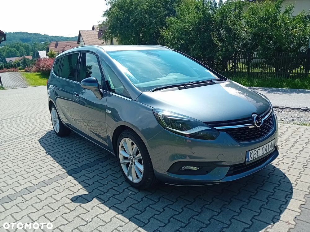 Opel Zafira - 11