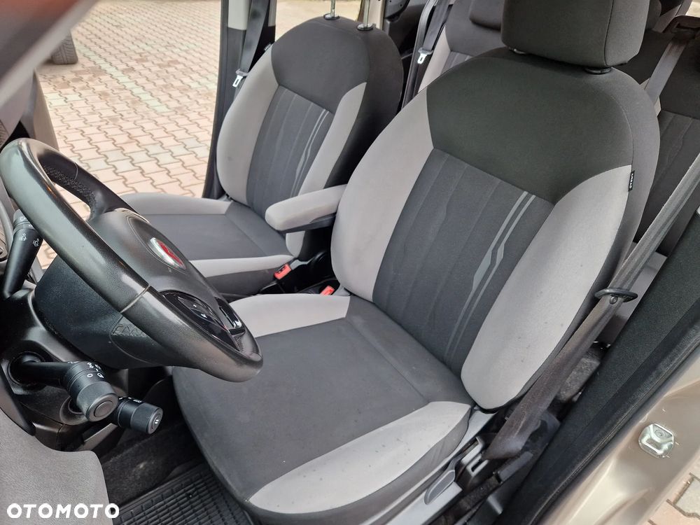 Fiat Doblo Kombi T-Jet Dynamic - 24