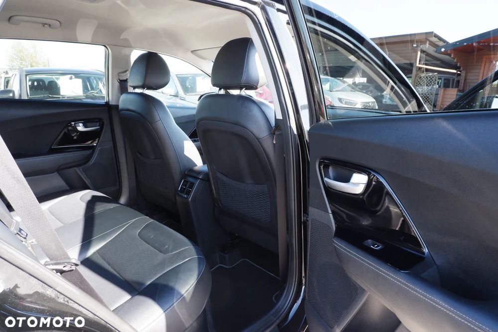 Kia Niro 1.6 GDI Hybrid L Business Line - 10
