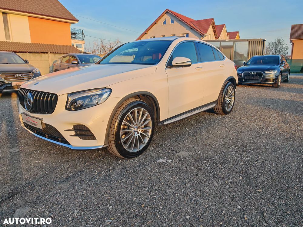 Mercedes-Benz GLC Coupe 220 d 4Matic 9G-TRONIC AMG Line - 32