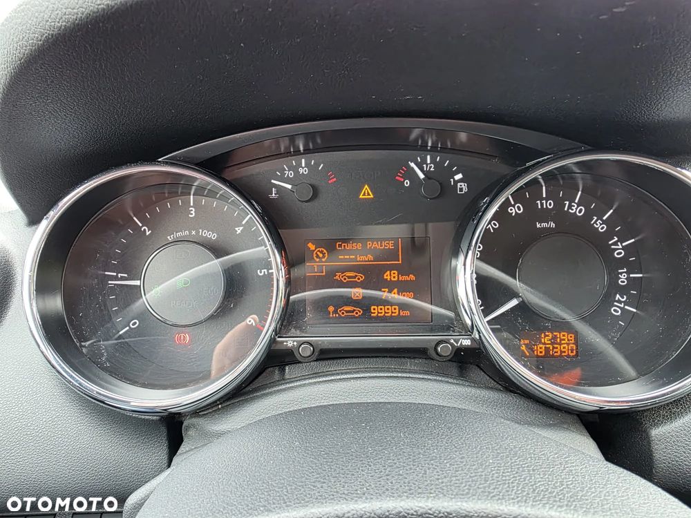 Peugeot 5008 - 7