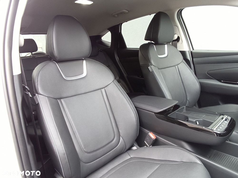 Hyundai Tucson 1.6 T-GDi 48V Platinum 2WD DCT - 29