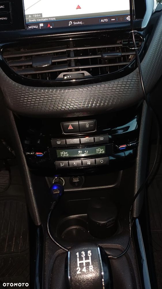 Peugeot 2008 1.6 BlueHDi Allure - 8