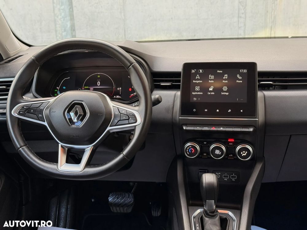 Renault Clio V full hybrid 145 Techno - 8