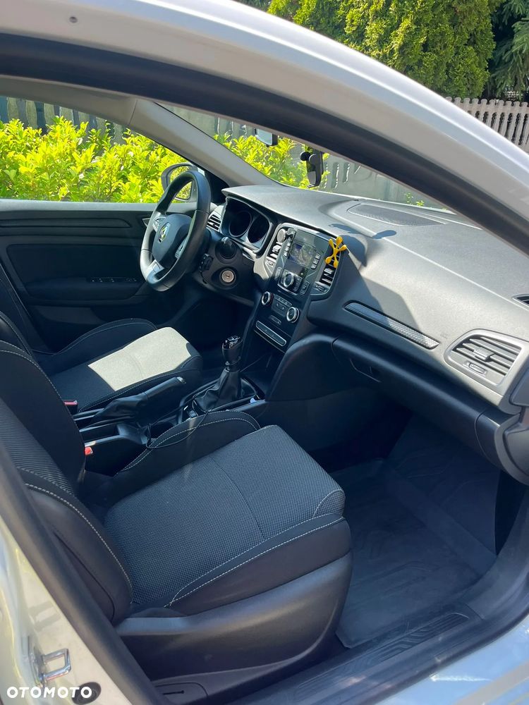 Renault Megane - 11