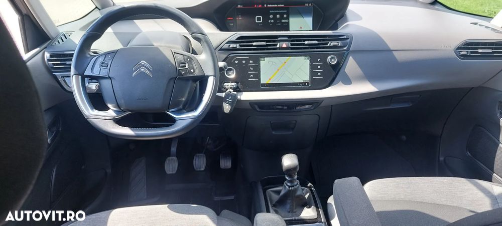 Citroën C4 Space Tourer - 10