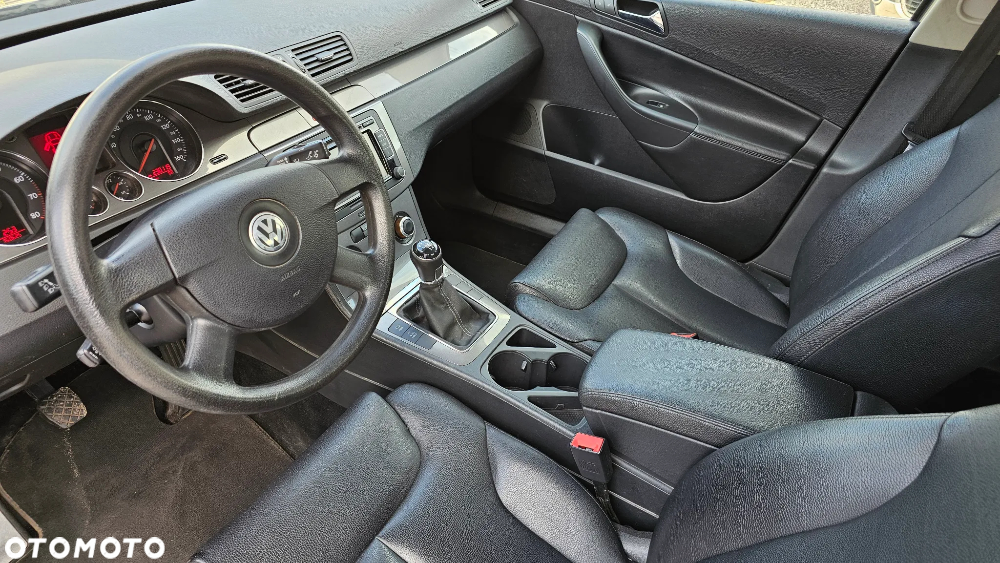 Volkswagen Passat 2.0 TSI Highline - 15