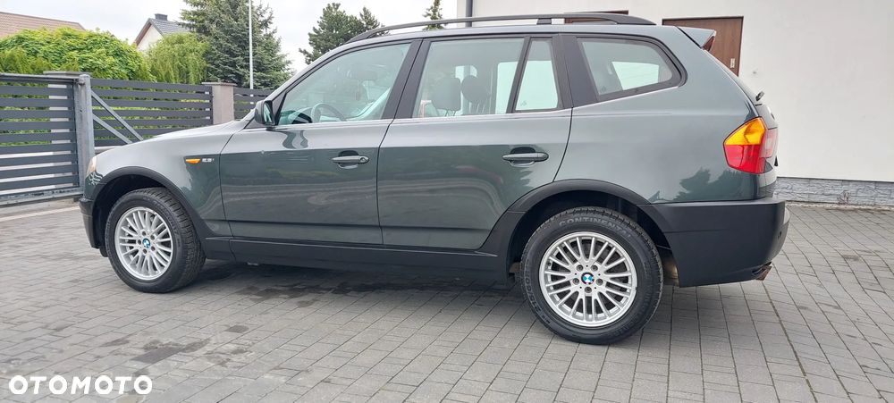 BMW X3 2.5i - 34