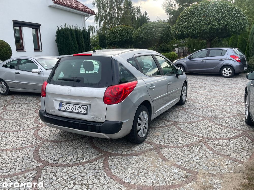 Peugeot 207 1.4 16V Trendy - 9