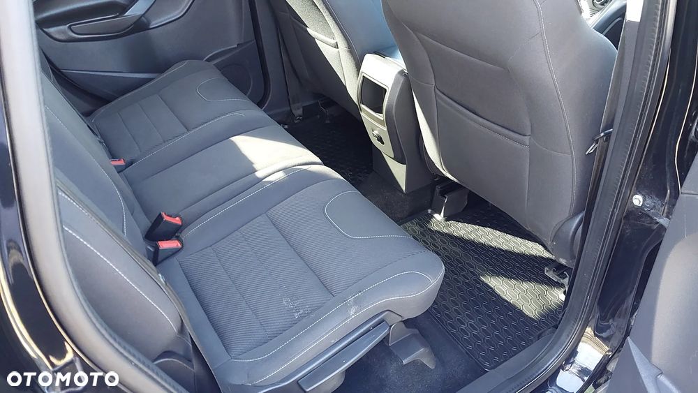 Ford Kuga 2.0 TDCi 2x4 Trend - 11