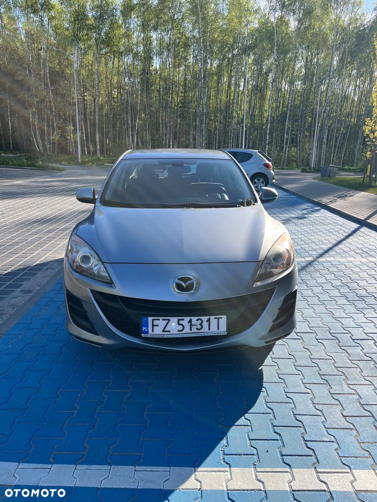 Mazda 3 1.6 Exclusive + - 8