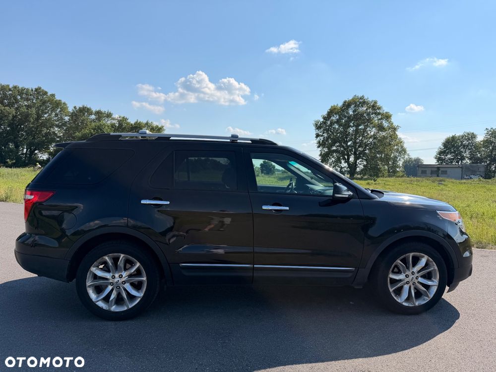 Ford Explorer - 8