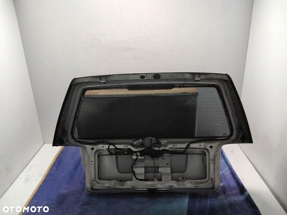 VW PASSAT B5 KOMBI TYLNA KLAPA - 2