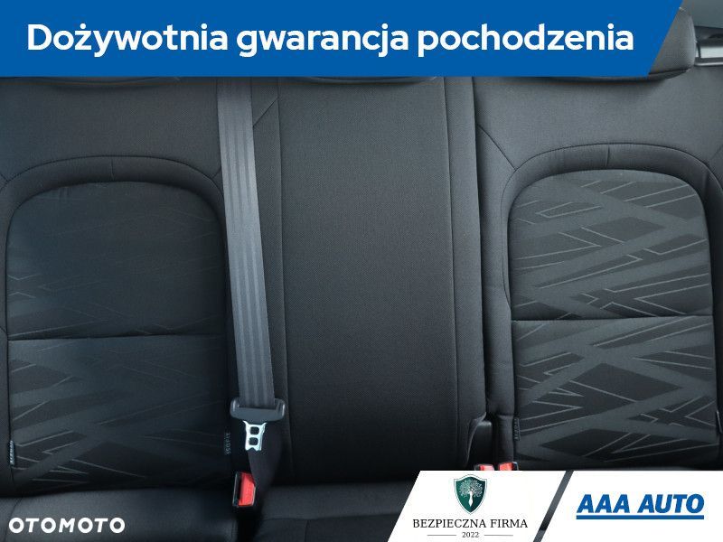 Kia Ceed - 12