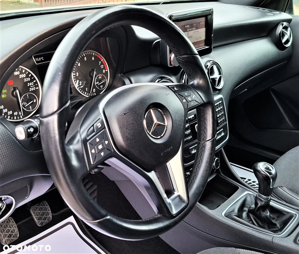 Mercedes-Benz Klasa A 180 (BlueEFFICIENCY) AMG Sport - 25