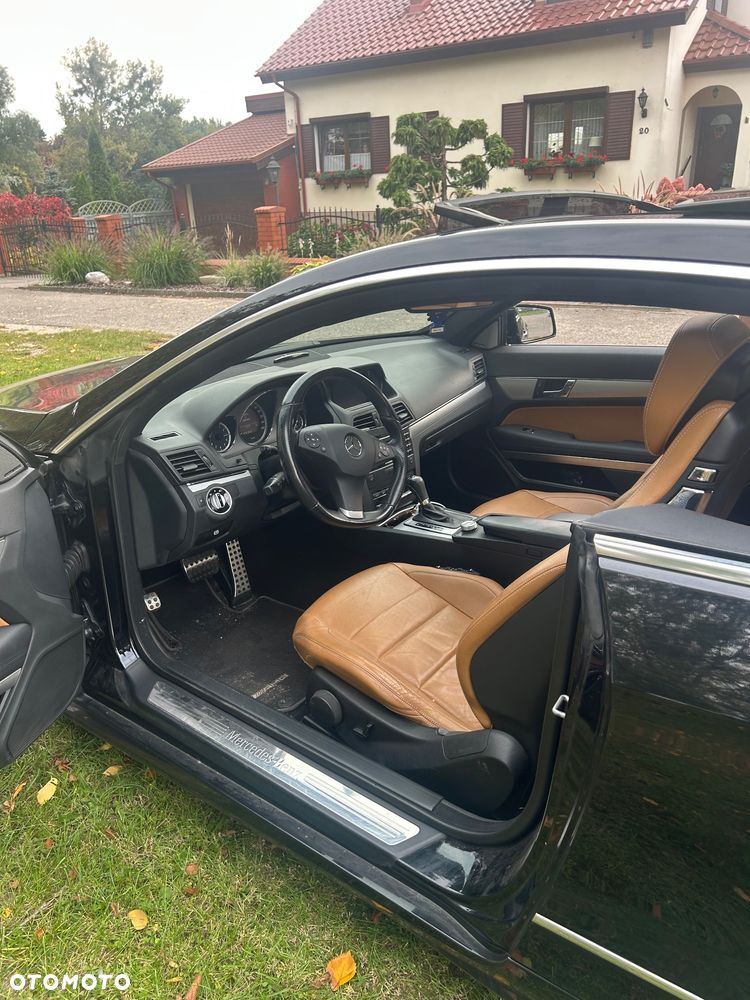 Mercedes-Benz E200 Coupé 2011 photo 5