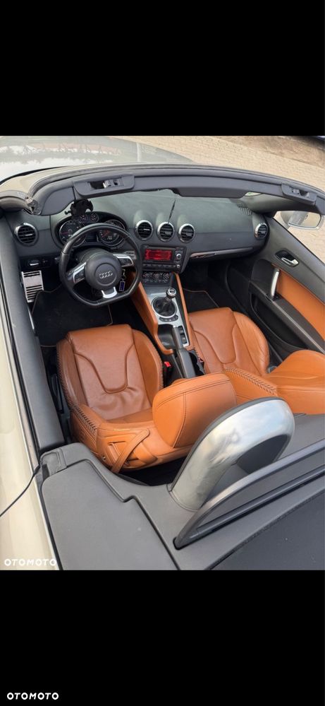 Audi TT Roadster - 8