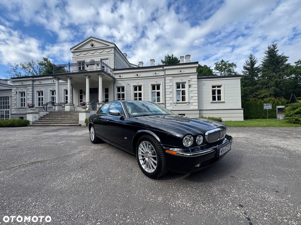 Jaguar XJ XJ8 4.2 - 12