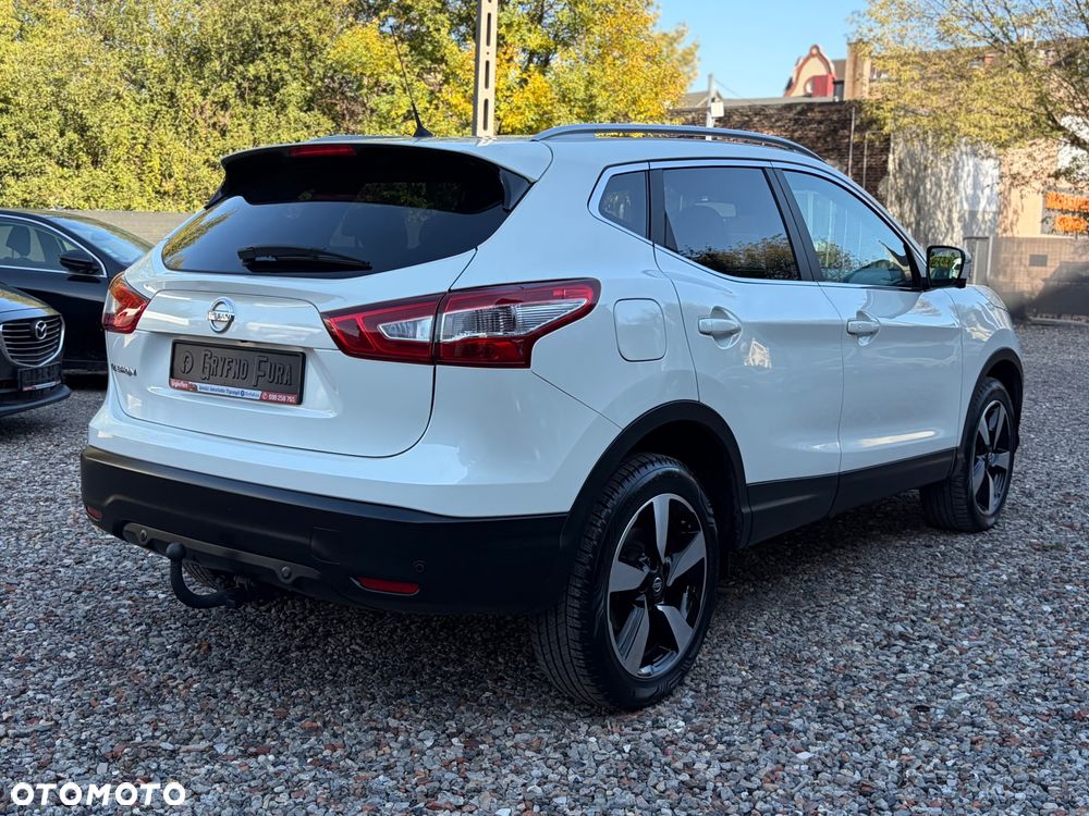 Nissan Qashqai 1.6 DIG-T 360 - 8